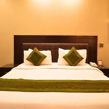 Amber Inn By Orion Hotels New Delhi Exterior photo